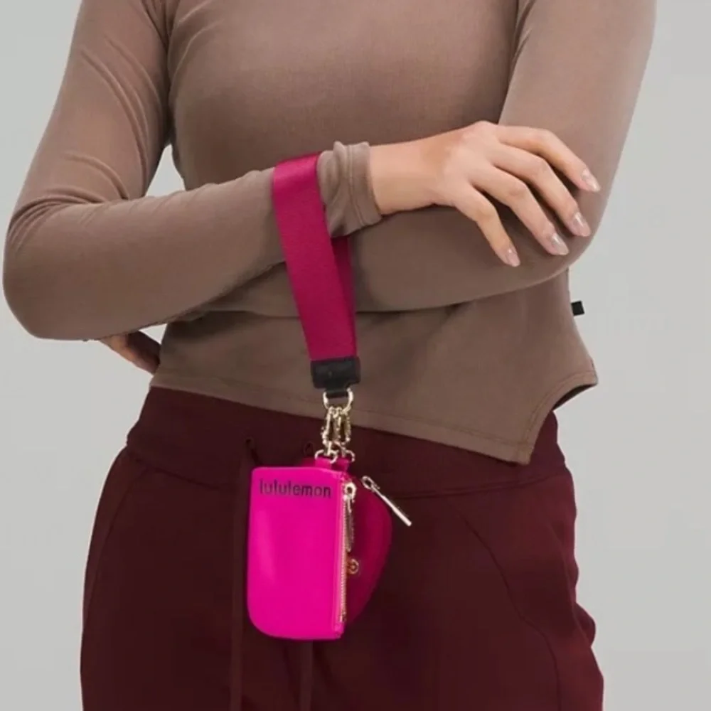 NEW LULULEMON Dual Pouch Wristlet - Picture 14 of 15